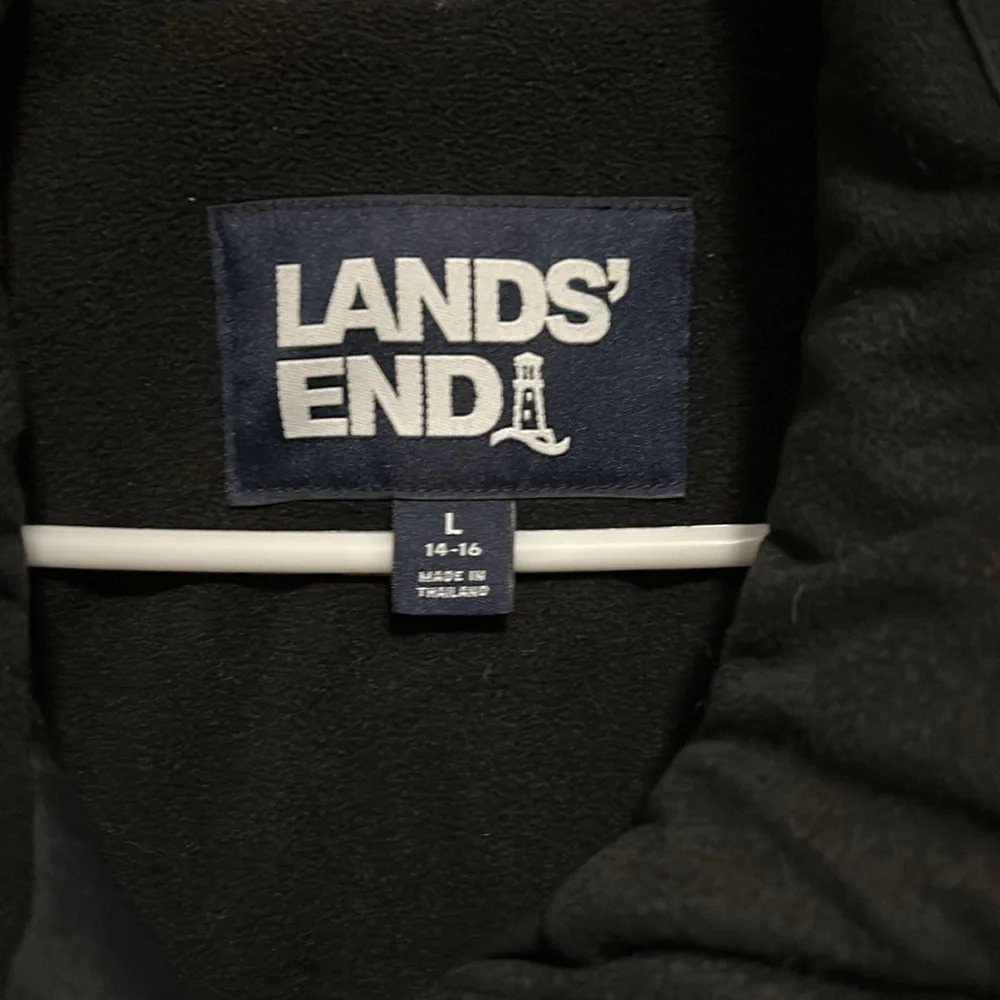 Lands’ End Women’s Winter Squall Jacket. Black. Size Large. (Relaxed Fit) - Picture 2 of 10